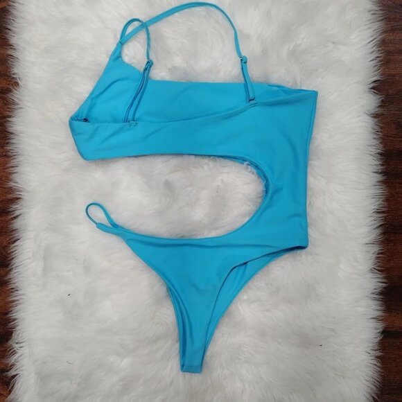 NWT superdown Valerie Asymmetric Cutout Unpadded One Piece Swimsuit Aqua Blue L - Picture 6 of 12